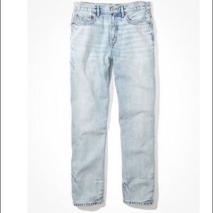 American Eagle 90’s boyfriend jeans